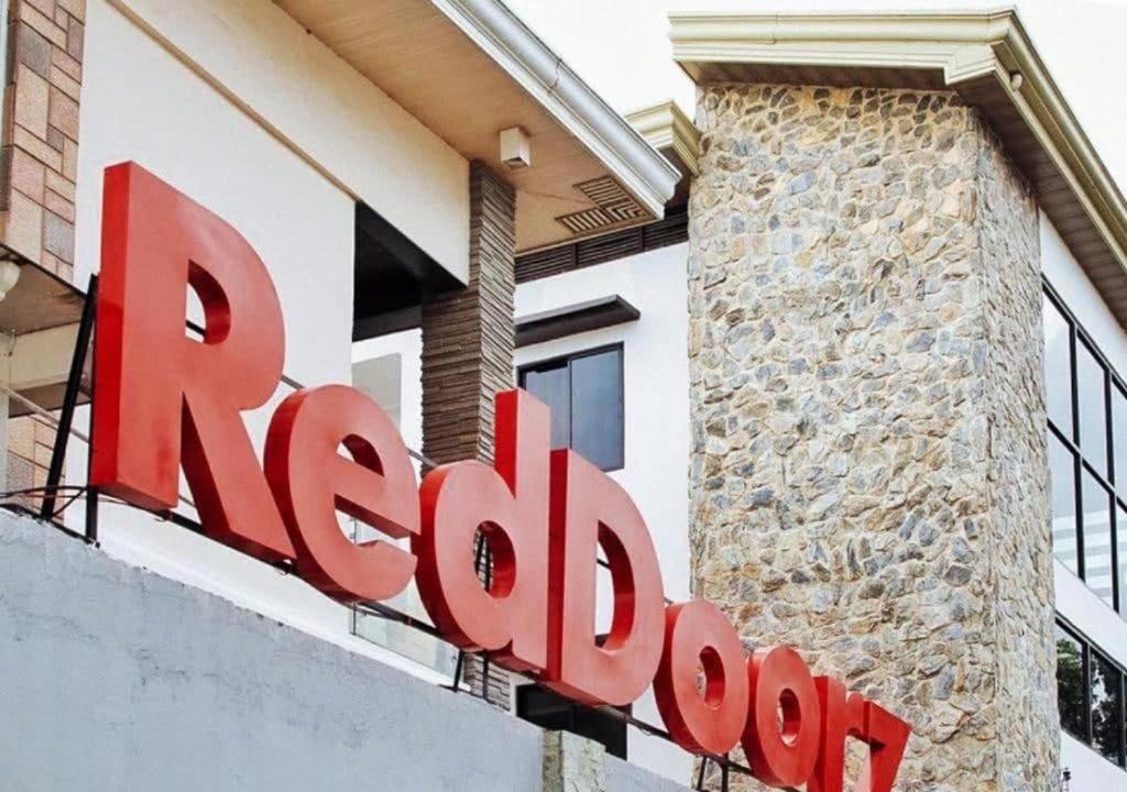 Reddoorz @ Jackie'S Hotel & Restaurant Ipil  Εξωτερικό φωτογραφία